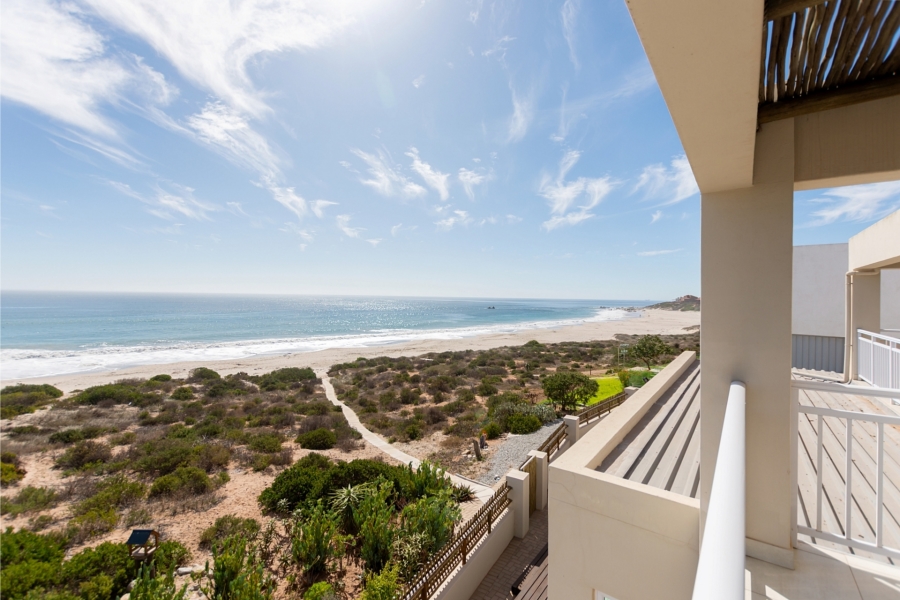4 Bedroom Property for Sale in Britannia Bay Western Cape